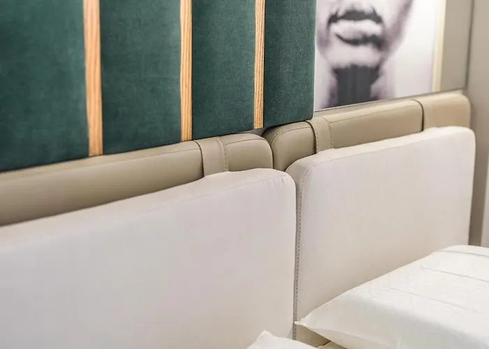 Haris Luxury No.4 * ティラナ