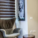 Haris Luxury No.4 * Tirana