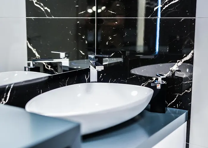 Haris Luxury No.4 * Tirana